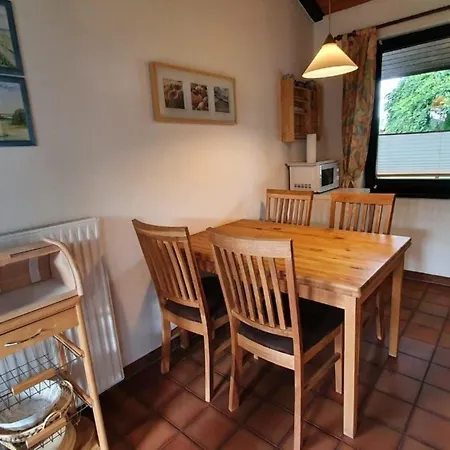 Eckwarderhörne: Gartenzauber Mit Wlan Holiday home *